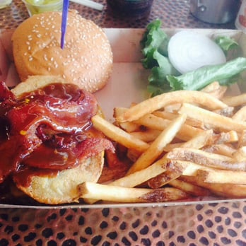 Twisted Root Burger - Southern Comfort Burger - Burgers Near Me - Dallas, Texas