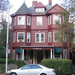A Friendly Inn at Harvard Square