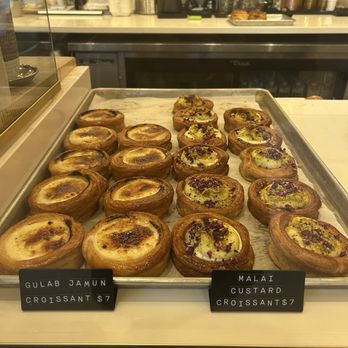 Swadesi Cafe - Croissant Rings - Bakeries Near Me - Chicago, Illinois