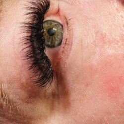 Brow Arch Threading & Lashes - Volume full set