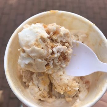 Annapolis Ice Cream - Frozen Sweet potato chunk ratio  ice cream - Ice Cream & Frozen Yogurt Near Me - Annapolis, Maryland