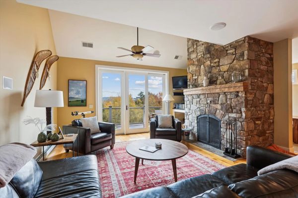 Stowe Country Homes by null