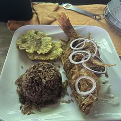 Islas Del Caribe Restaurant - Pot Fish with Plantains and Rice
