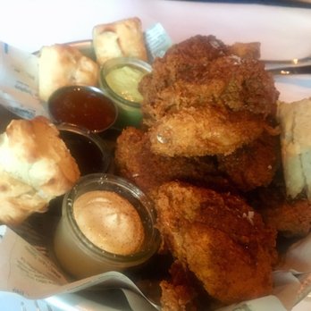 La Lucha - Seafood Near Me - Houston, Texas La Lucha - Seafood Near Me - Houston, Texas