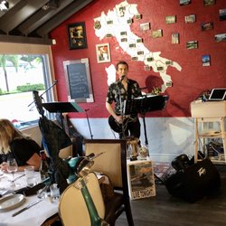 Trattoria Pasquale - Live entertainment