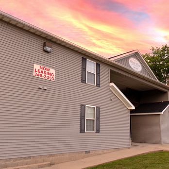 Grant View Apartments - Apartments Near Me - Charleston, Illinois Grant View Apartments - Apartments Near Me - Charleston, Illinois