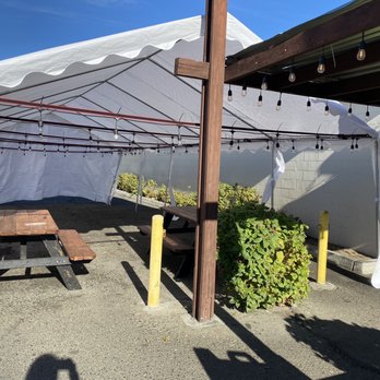 Lados - Two benches outside - Halal Near Me - Sunnyvale, California Lados - Two benches outside - Halal Near Me - Sunnyvale, California