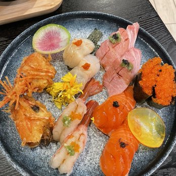 Sushi Kashiwa - Amaebi Nigiri, Hotate Nigiri, O-Toro, Tobiko Nigiri, & Ocean Trout Nigiri - Sushi Bars Near Me - Pacifica, California Sushi Kashiwa - Amaebi Nigiri, Hotate Nigiri, O-Toro, Tobiko Nigiri, & Ocean Trout Nigiri - Sushi Bars Near Me - Pacifica, California
