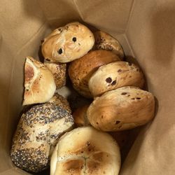 Adam’s Bagels Cafe & Deli