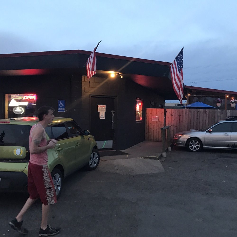 Gridiron Grill & Tap House - Bars Near Me - Springfield, Oregon Gridiron Grill & Tap House - Bars Near Me - Springfield, Oregon