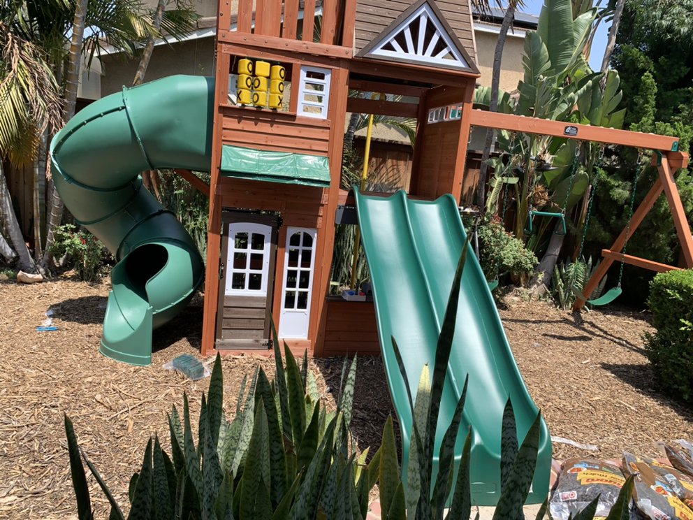 Slide of Mario Handyman