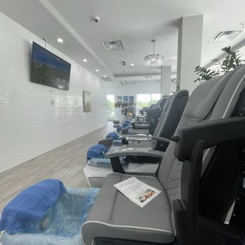 Beyond Nails & Spa - Nail Salons Near Me - Port St Lucie, Florida