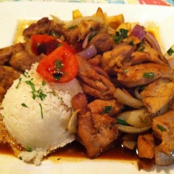 El Rocoto - Saltado de pollo - Peruvian Near Me - Gardena, California El Rocoto - Saltado de pollo - Peruvian Near Me - Gardena, California