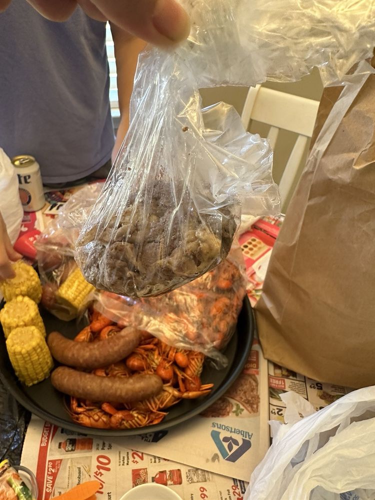 BERTHELOT CRAWFISH Updated June 2024 6105 La Highway 1 S, Brusly