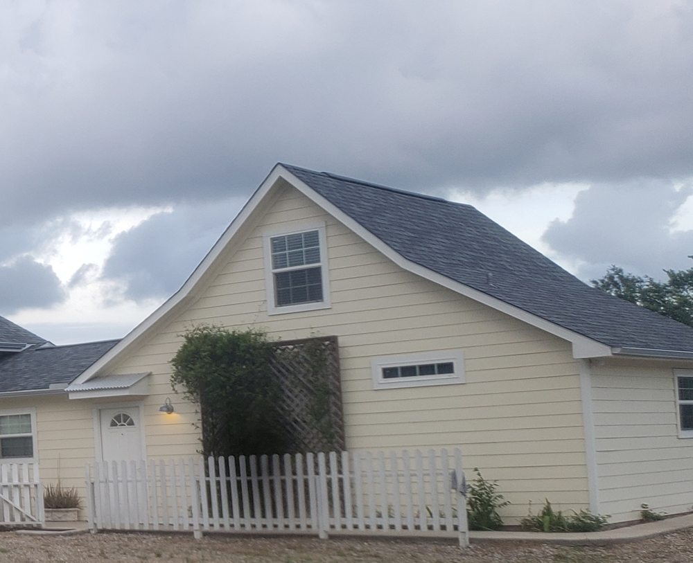 Slide of Ameripro Contractors