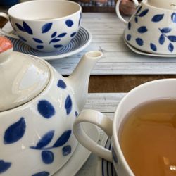 fellowship of the sip - Tea!