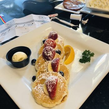 Keke's Breakfast Cafe - Silver dollar Florida style pancakes - Breakfast & Brunch Near Me - Windermere, Florida Keke's Breakfast Cafe - Silver dollar Florida style pancakes - Breakfast & Brunch Near Me - Windermere, Florida