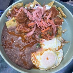 Cochita Chilaquiles
