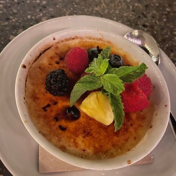 Deck. - Creme brulee - Hawaiian Near Me - Honolulu, Hawaii