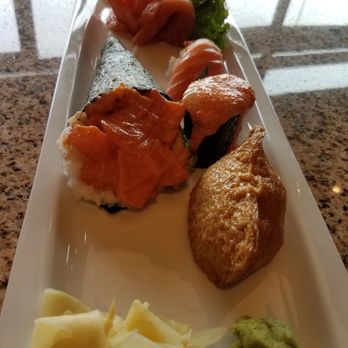 Yami Sushi & Teriyaki - Salmon Sashimi, Salmon hand roll, Inari (Tofu), Spicy Scallops - Japanese Near Me - Gresham, Oregon