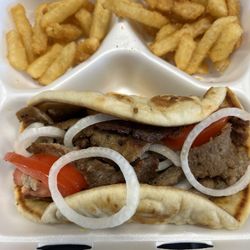 Palooza Pizza - Gyros and fries