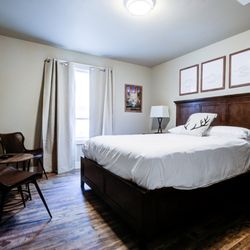Sisters Bed and Breakfast - North Sister