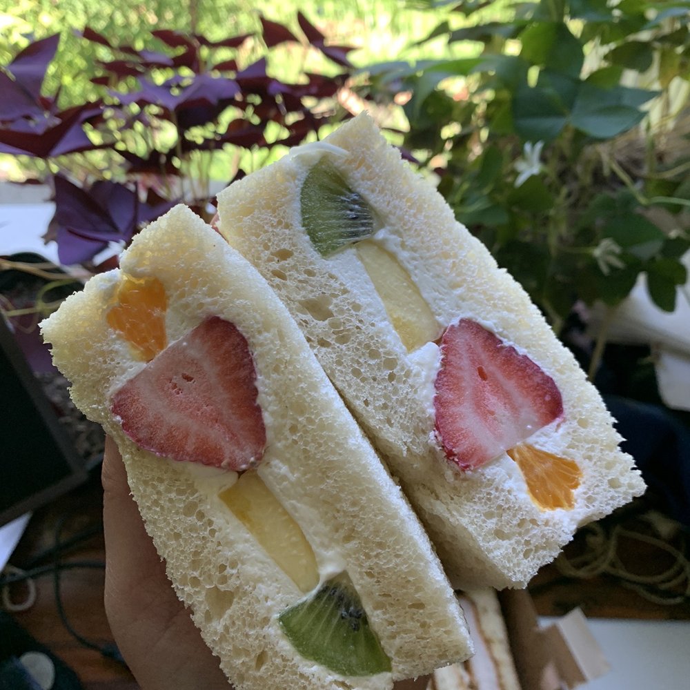 Sandoitchi - Fruit and cream - Japanese Near Me - Dallas, Texas Sandoitchi - Fruit and cream - Japanese Near Me - Dallas, Texas