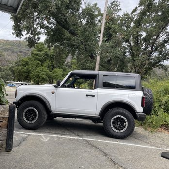 Turtle Rock - Nice parking - Beer, Wine & Spirits Near Me - Napa, California