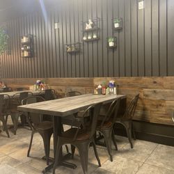 Pho King - Dining area.