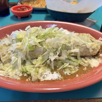 Ixtapa - Carne asada burrito with verde sauce - Mexican Near Me - Florence, Oregon
