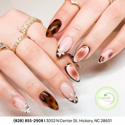 Organic Nail Spa - Bright, fearless, and full of attitude -- this set doesn't whisper, it roars. Confidence starts at your fingertips. Book now!