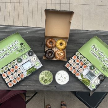Nori Bar - 4 ROLL SET SPECIAL  (Donuts not included LOL) - Sushi Bars Near Me - Honolulu, Hawaii