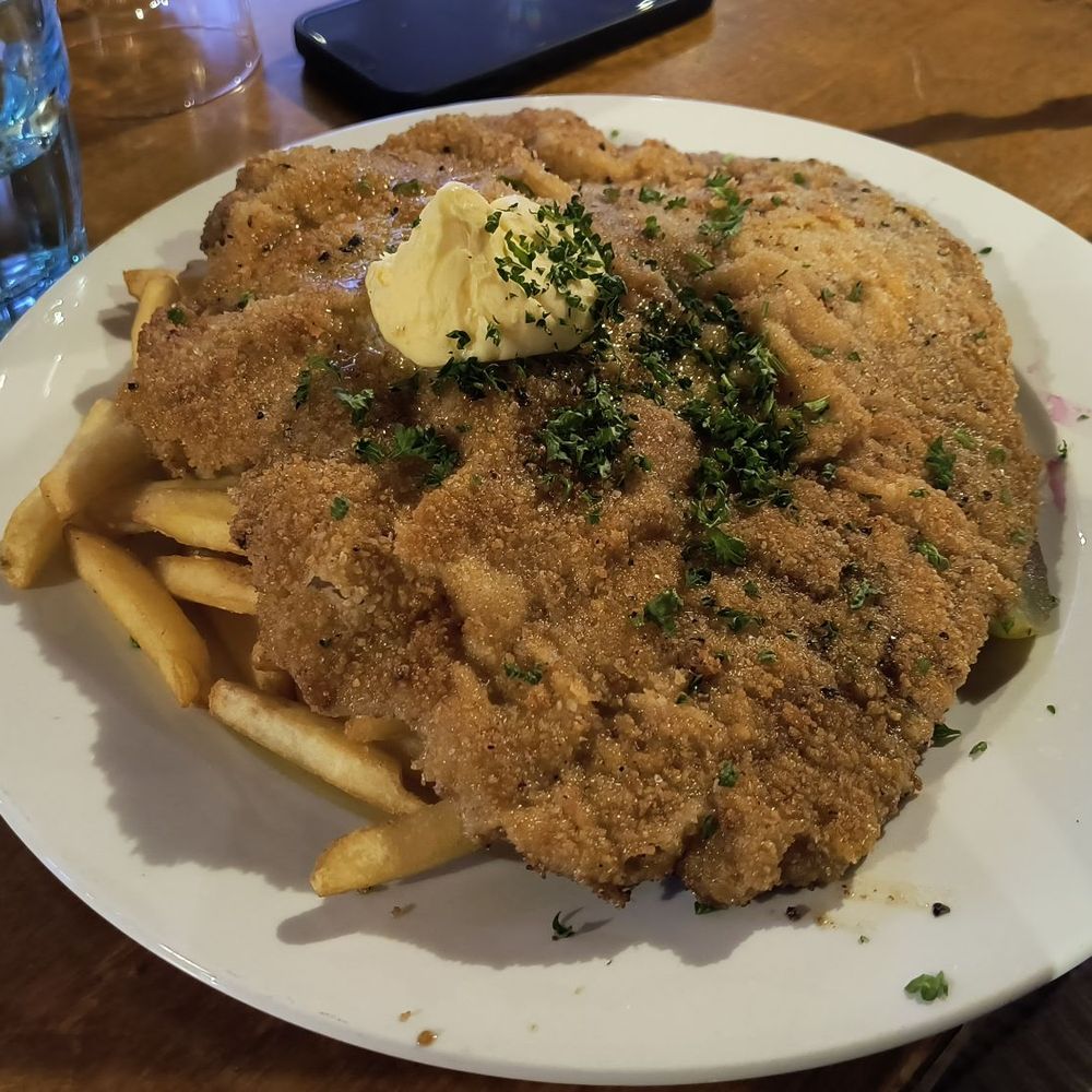 Kannas - Pork schnitzel - Pubs Near Me - Helsinki, 18 Kannas - Pork schnitzel - Pubs Near Me - Helsinki, 18