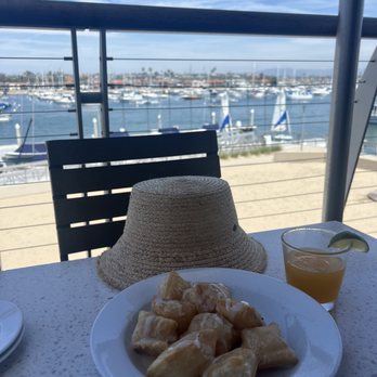 Lighthouse - Cinnamon Sugar Beignets - Breakfast & Brunch Near Me - Newport Beach, California
