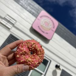Sovanna's Donuts - Cake donut with peanuts