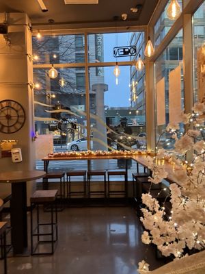 Momo Chicken and Grill by null