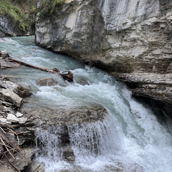 Johnston Canyon & Ink Pots - Hiking Near Me - Banff, Alberta