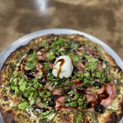 Good Decisions - Prosciutto, Barata and local green pizza
