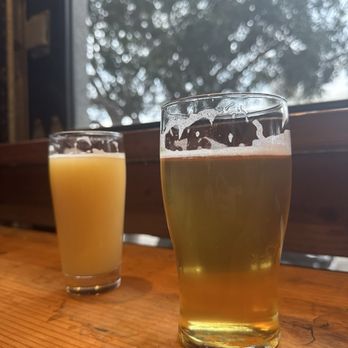 Green Cheek Beer Co. - Lost in my kaleidoscope & what good curves can you throw? - Breweries Near Me - Oceanside, California Green Cheek Beer Co. - Lost in my kaleidoscope & what good curves can you throw? - Breweries Near Me - Oceanside, California