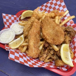 Nemo's Fish & Chips - fisherman's plate