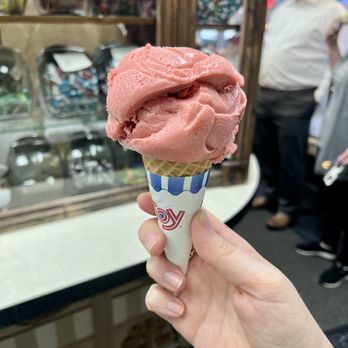 Margie's Candies - Raspberry sherbet - delightful - Desserts Near Me - Chicago, Illinois Margie's Candies - Raspberry sherbet - delightful - Desserts Near Me - Chicago, Illinois