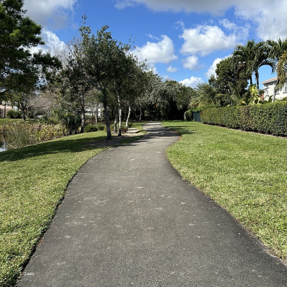 Knollwood Park - Walking path - Parks Near Me - Boynton Beach, Florida Knollwood Park - Walking path - Parks Near Me - Boynton Beach, Florida