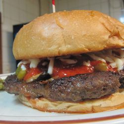 Gatsby's Speakeasy Pub - PIZZA BURGER