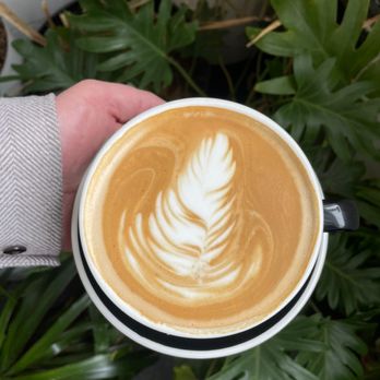 Honour Coffee & Raw Juice - Rose latte  - oat milk - Coffee & Tea Near Me - Minneapolis, Minnesota