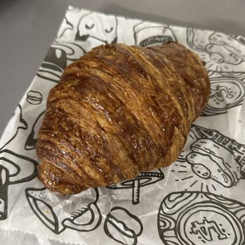 Coffee Commissary - Buttered Croissant was firm, flaky, and soft all at the same time! Very good. - Coffee & Tea Near Me - Burbank, California