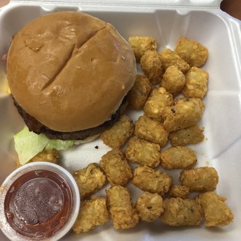Pit Stop Cafe - Cheeseburger and tots! - American Near Me - Grove, Oklahoma