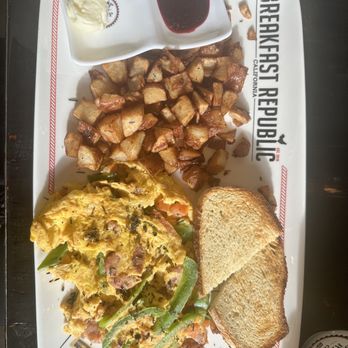 Breakfast Republic - Portuguese sausage scramble - Breakfast & Brunch Near Me - Culver City, California Breakfast Republic - Portuguese sausage scramble - Breakfast & Brunch Near Me - Culver City, California