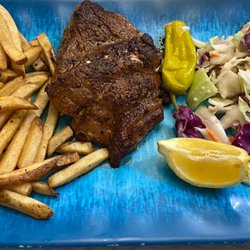 Wahoo's Waterside Pub & Patio - Grouper dinner. Coleslaw was good.
