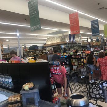 Pavilions - Self-checkout stations - Grocery Near Me - South Pasadena, California
