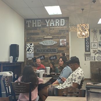 The Yard Milkshake Bar - Ice Cream & Frozen Yogurt Near Me - Destin, Florida